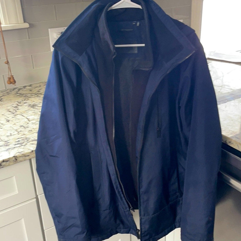 Men’s Calvin Klein Rip Stop hooded jacket with inner fleece bib Size Medium